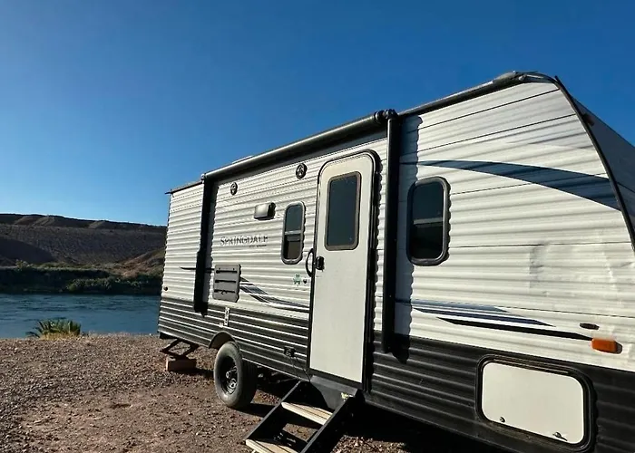 Riverside Casino Couples Retreat Jetski-shuttle Villa *