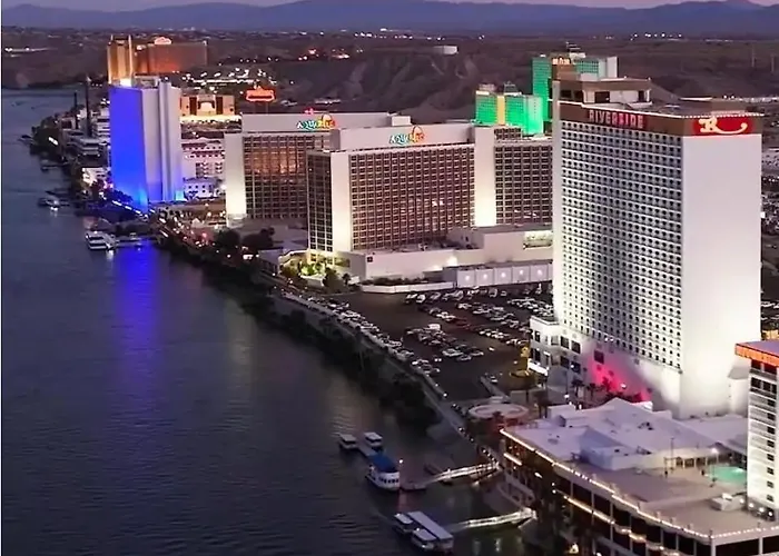 Riverside Casino Couples Retreat Jetski-shuttle Bullhead City